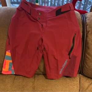 Troy Lee Designs Shorts Womens S Berry 12" Cycling Lilium Ruckus NWOT